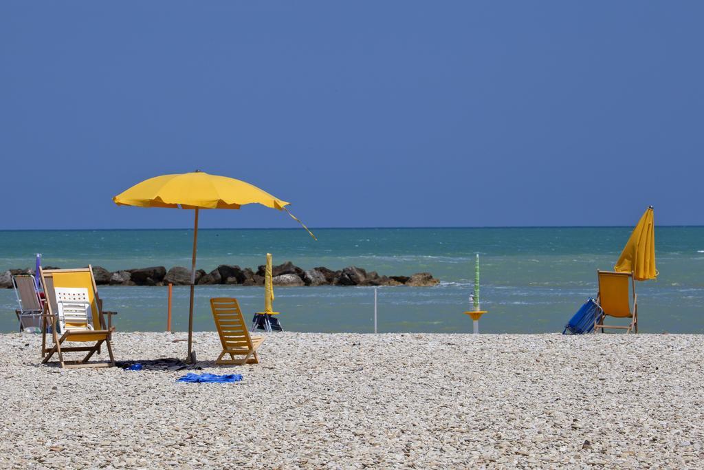 Residence Casabianca Porto San Giorgio Esterno foto