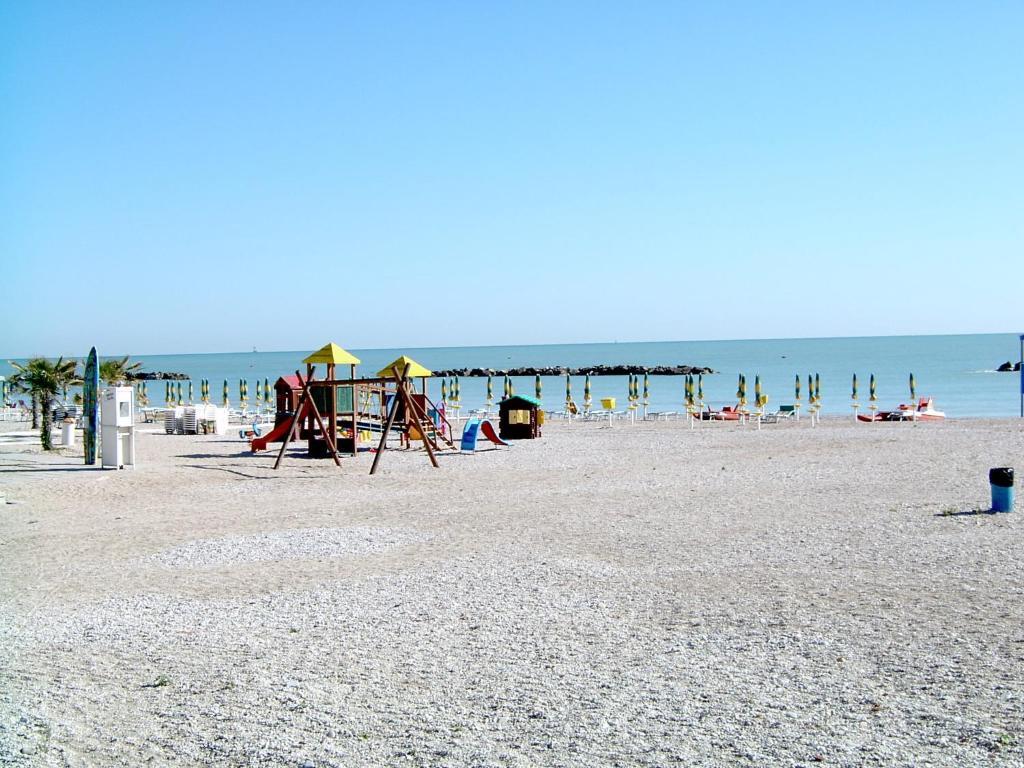 Residence Casabianca Porto San Giorgio Esterno foto