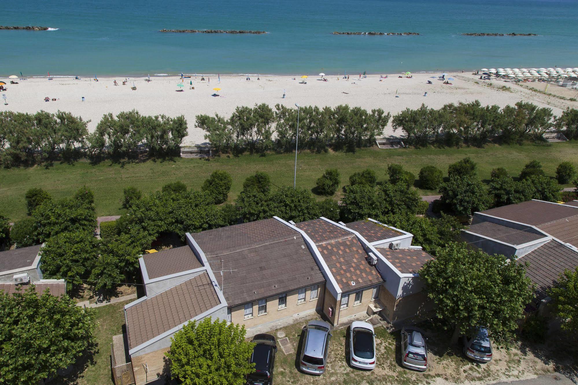 Residence Casabianca Porto San Giorgio Esterno foto